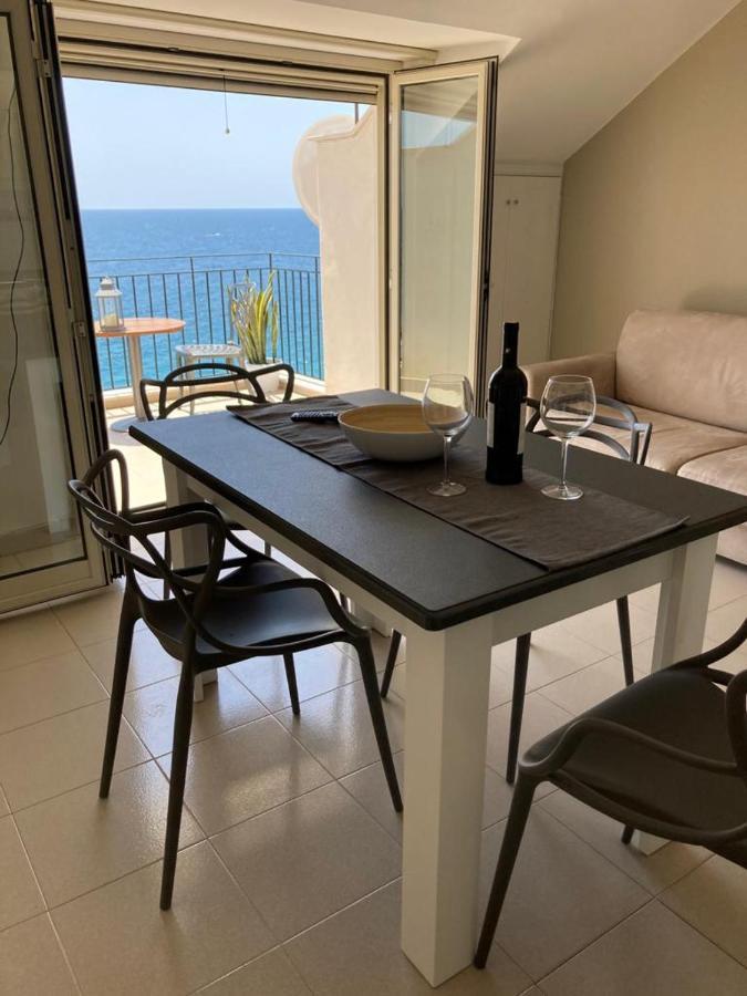 Soffio Dal Mare Apartman Letojanni Kültér fotó