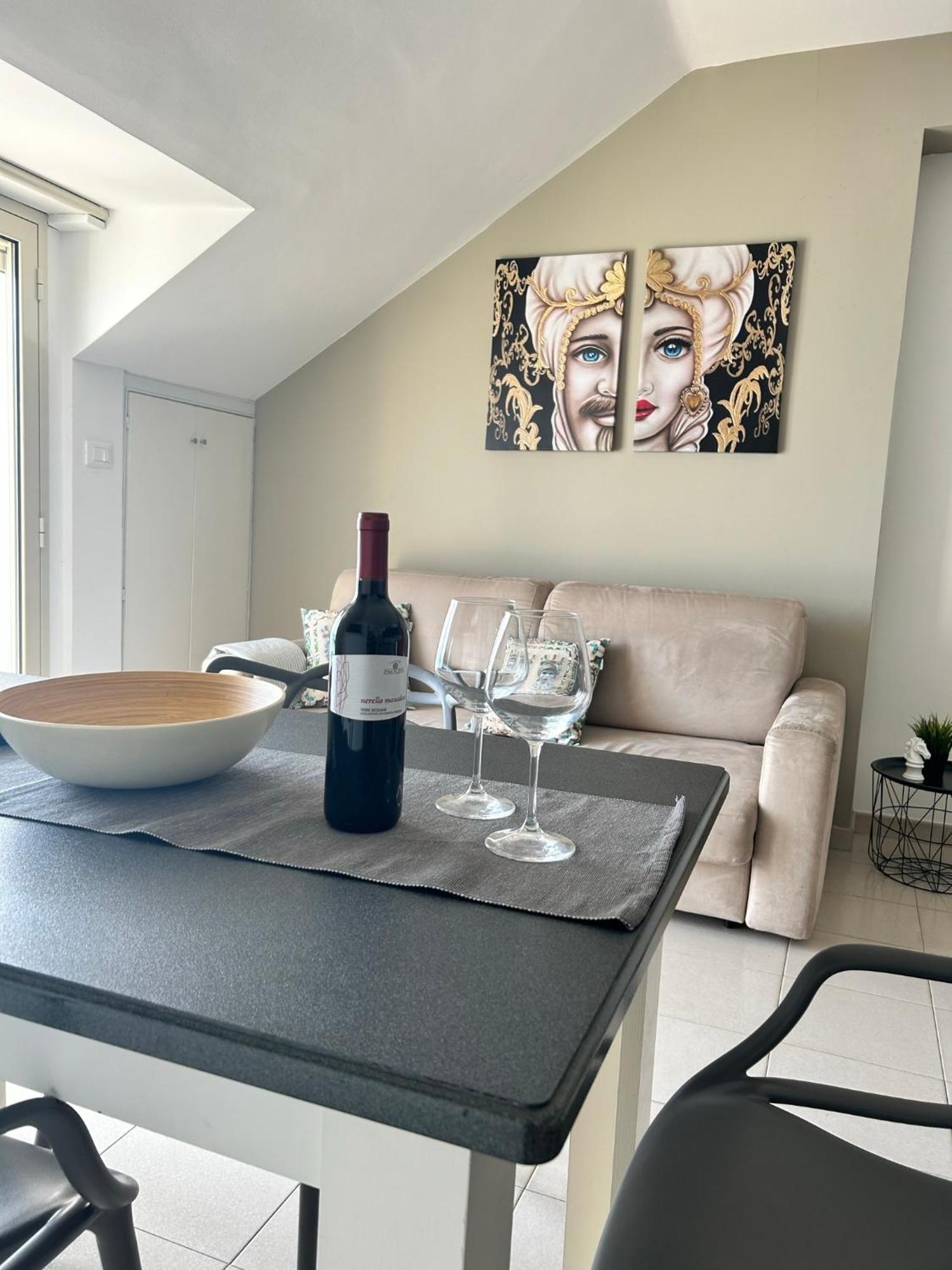 Soffio Dal Mare Apartman Letojanni Kültér fotó